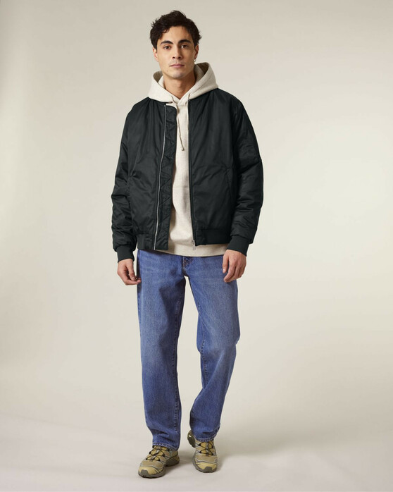 Bomber 2.0_Black_Studio_Front_Main_0