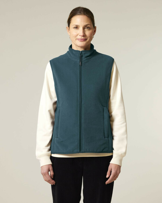 Stella Quester_Stargazer_Studio_Front_Main_6