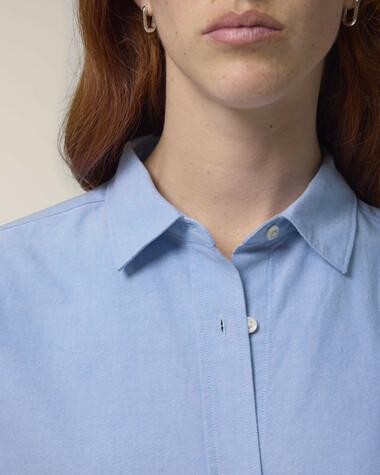 Stella Oxford Shirt_Blue Oxford_Studio_Front_Detail_1
